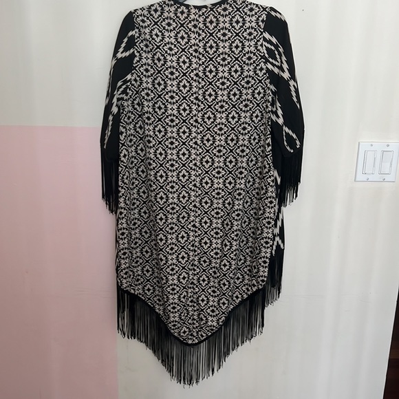 Kimono - Picture 3 of 4